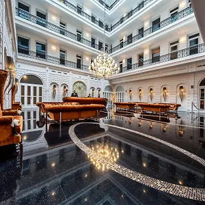 Prestige 4*, Budapest Ungheria